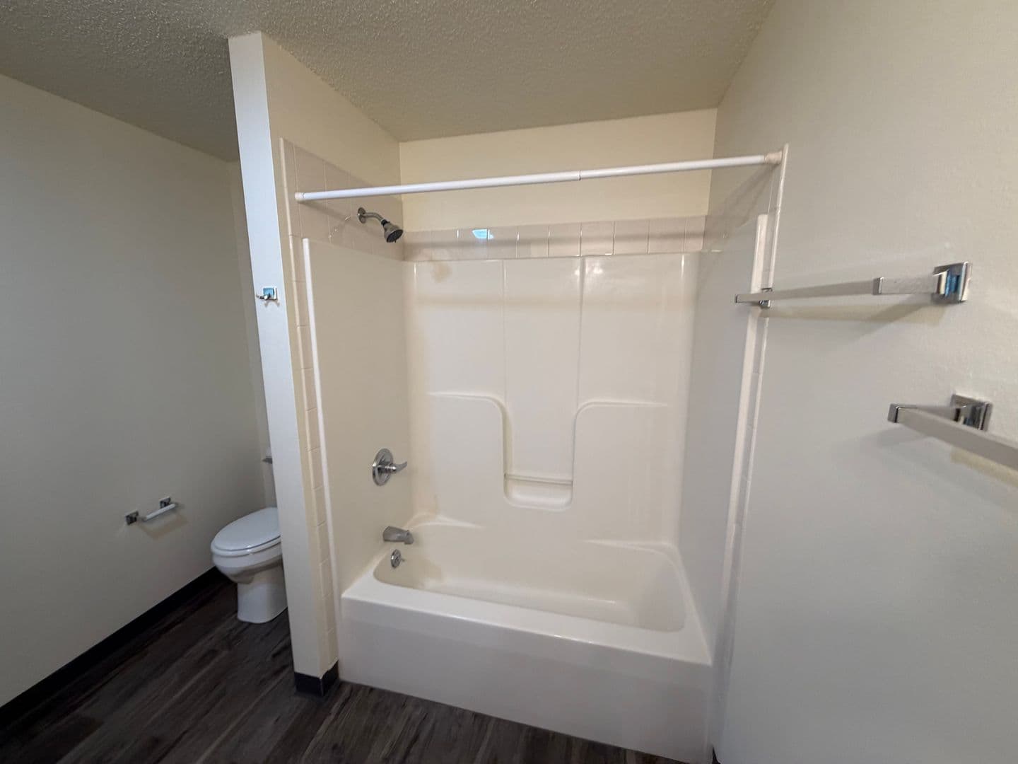 Platteville Apartment: 90 E. Gridley Ave