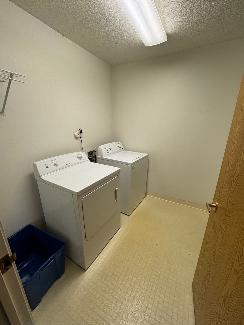 Platteville Apartment: 90 E. Gridley Ave