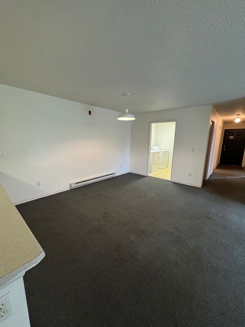 Platteville Apartment: 90 E. Gridley Ave