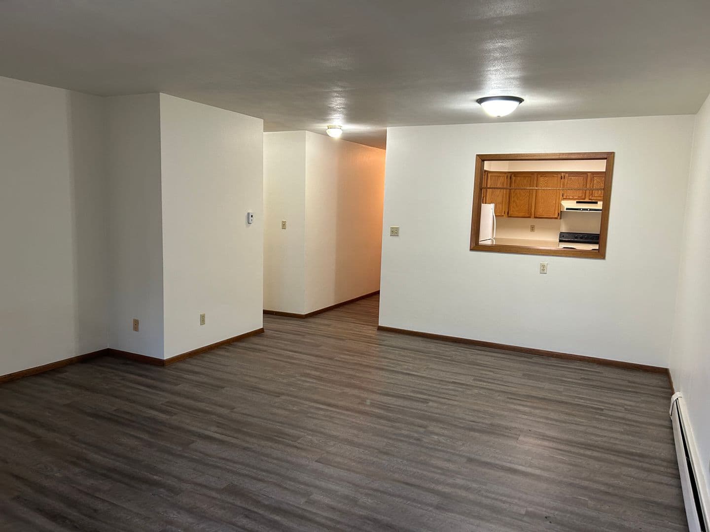 Beloit Apartment: 1851-1853 Cranston Rd