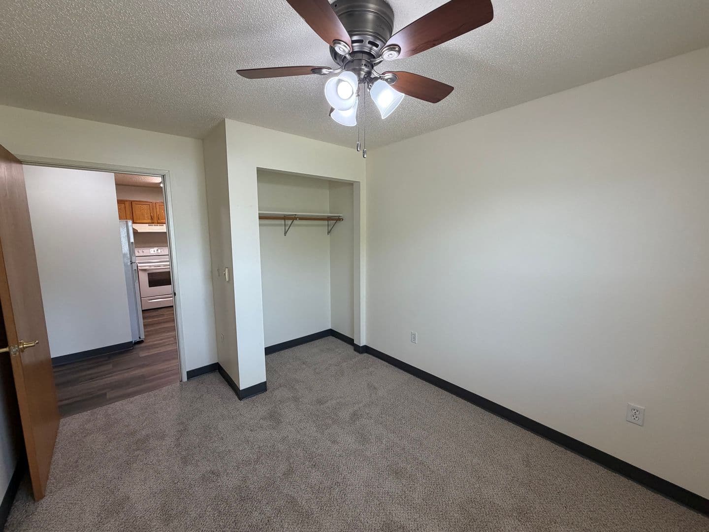 Platteville Apartment: 90 E. Gridley Ave