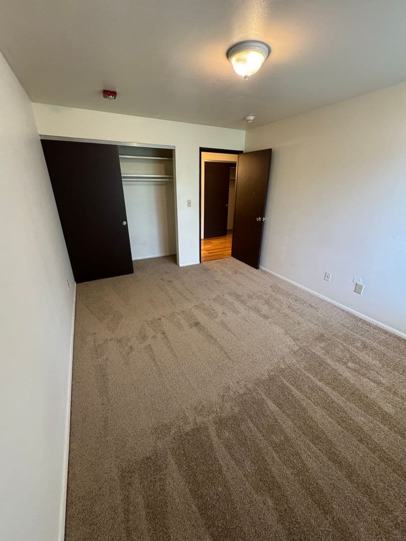 Platteville Apartment: 970 Union Street