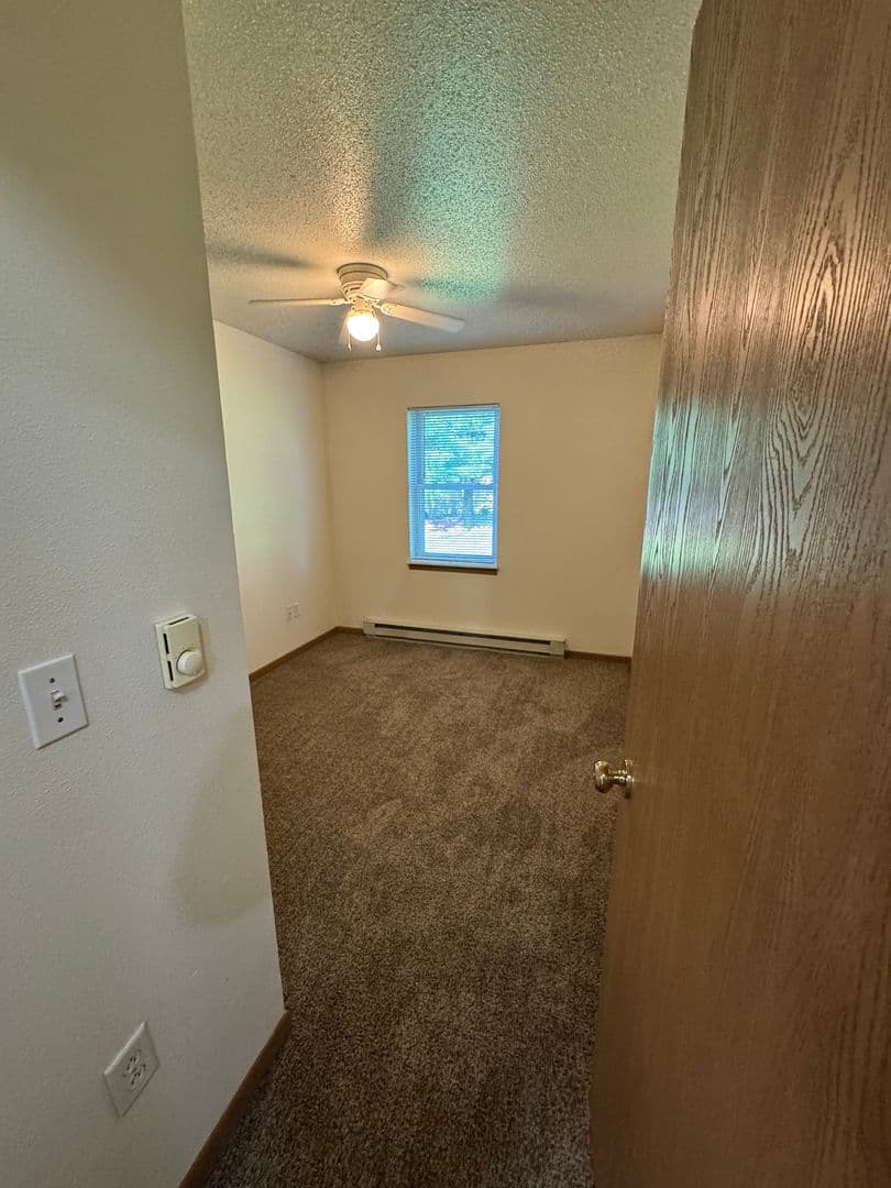 Platteville Apartment: 90 E. Gridley Ave