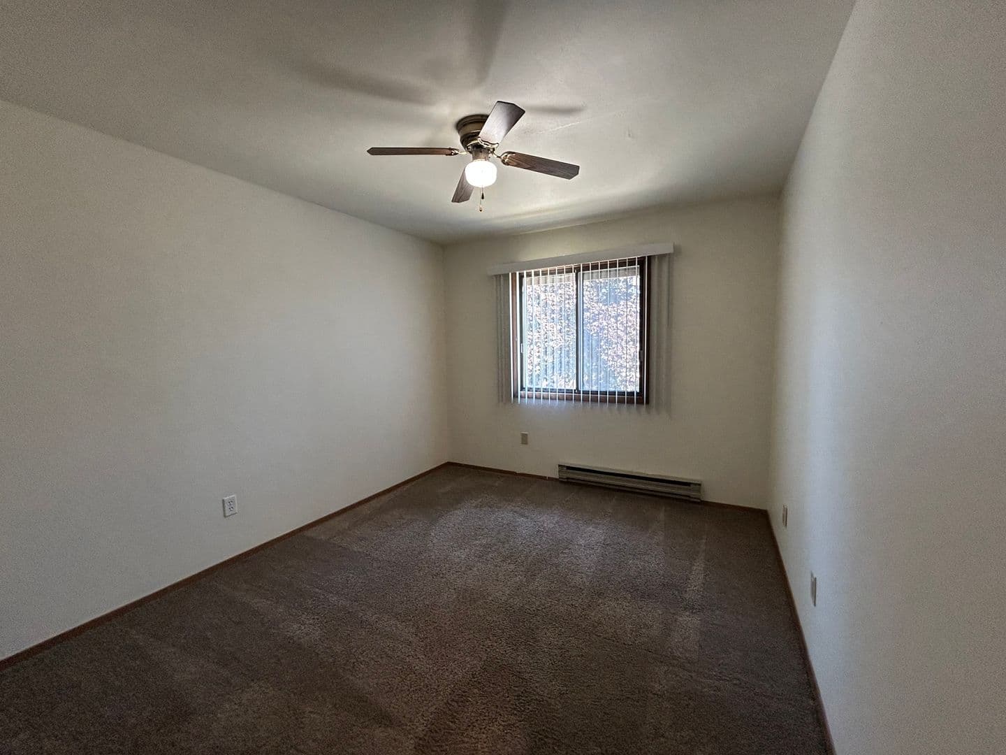 Beloit Apartment: 2770 Iva Ct