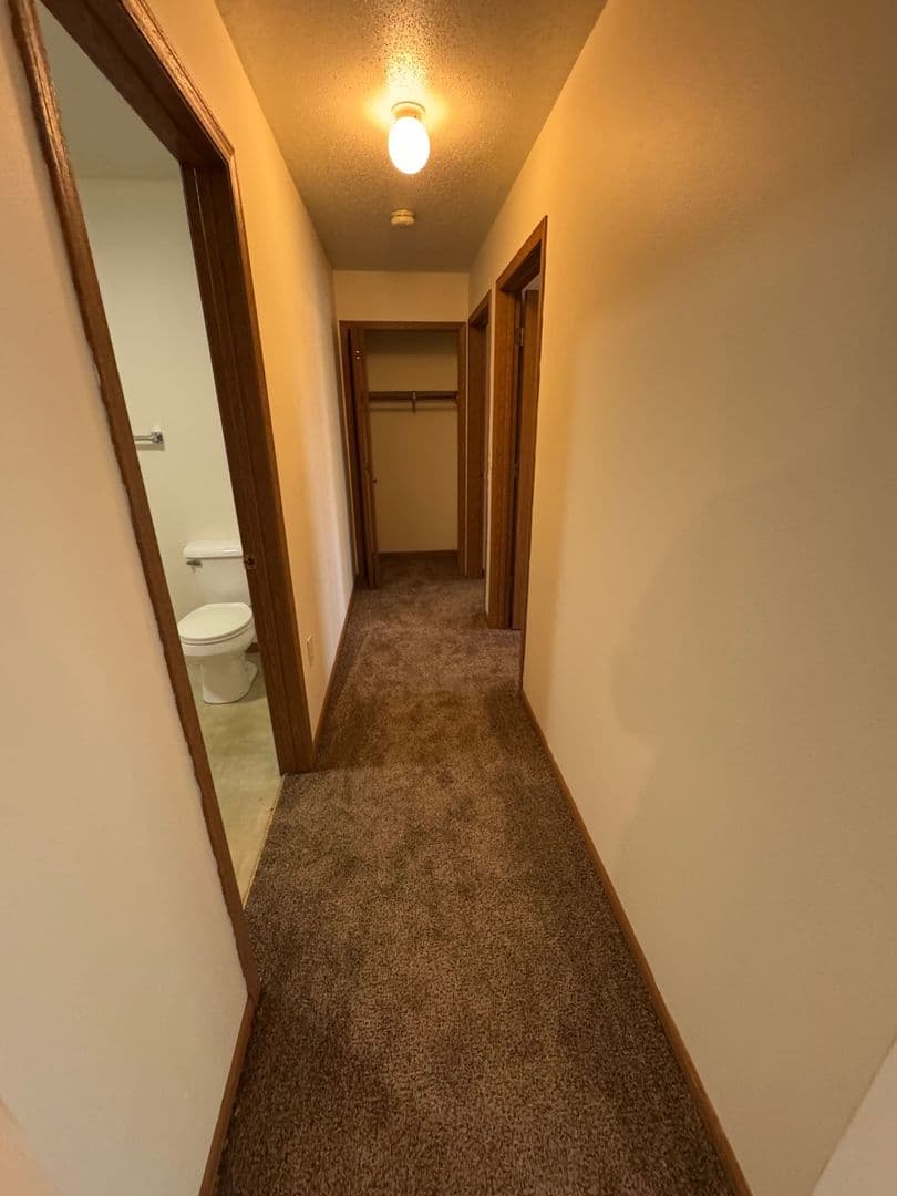 Platteville Apartment: 90 E. Gridley Ave