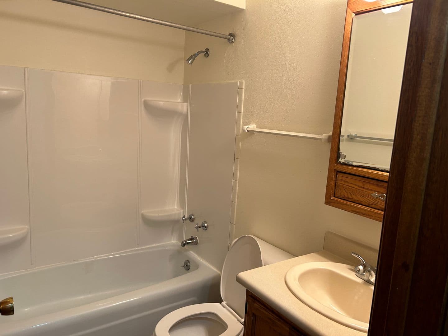 Beloit Apartment: 1854-1856 Northgate Dr