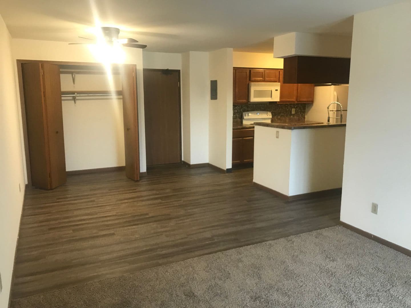 Madison Apartment: 3148-3172 Muir Field Rd