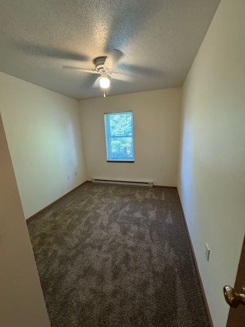 Platteville Apartment: 90 E. Gridley Ave