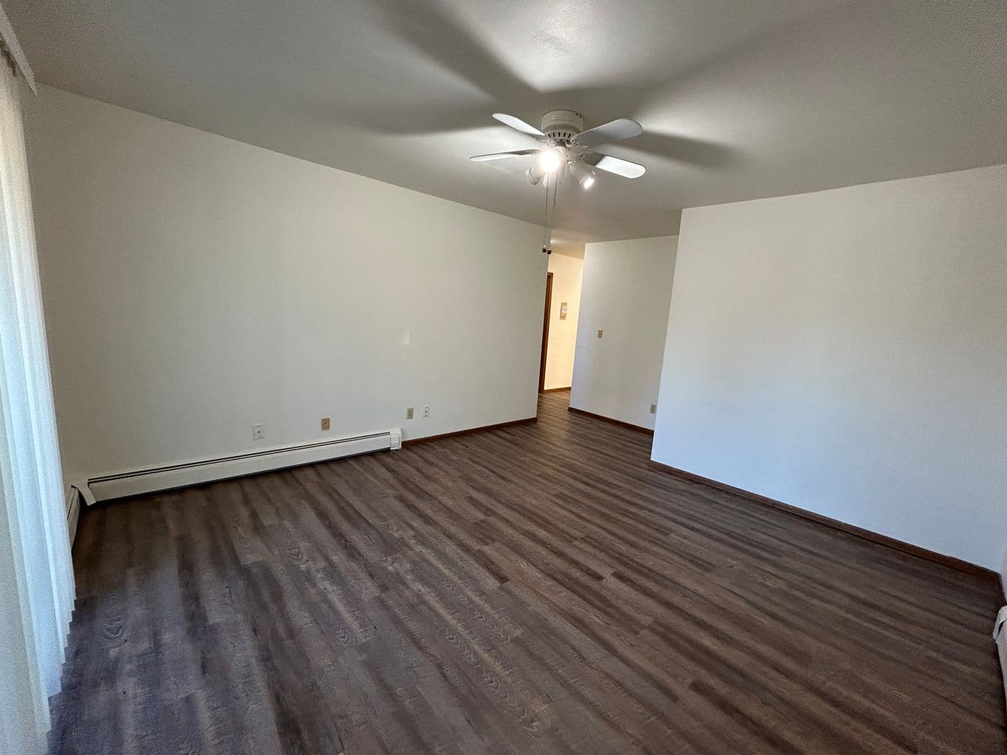 Beloit Apartment: 1851-1853 Cranston Rd