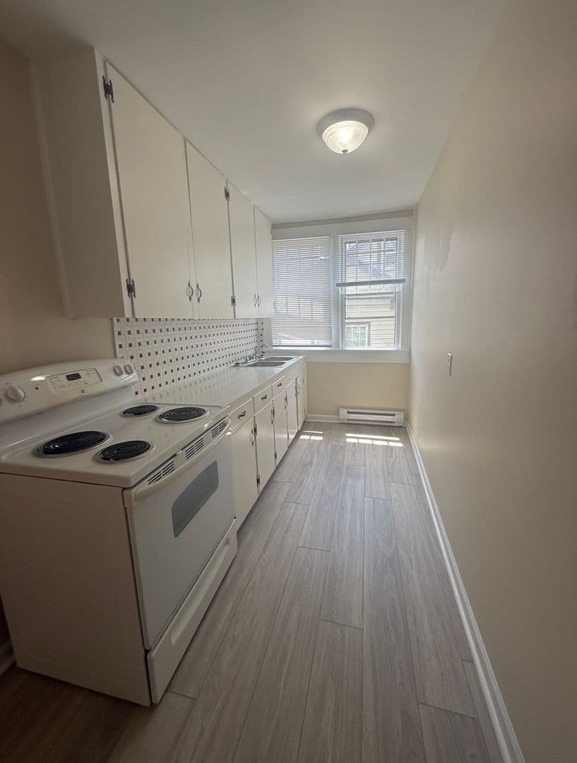 Winston Salem Apartment: 1429 W. Fourth St.