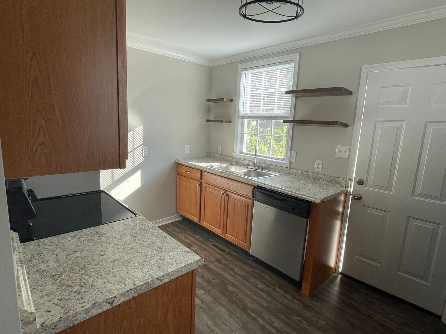 Richmond House: 1010 E 17th St