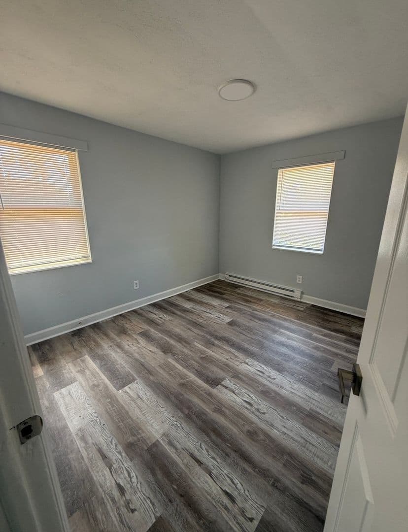 Winston Salem Apartment: 1350 N. Chestnut St.