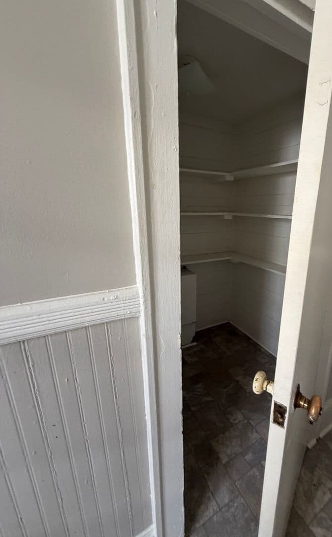Winston Salem Apartment: 1404 W. Fourth St.