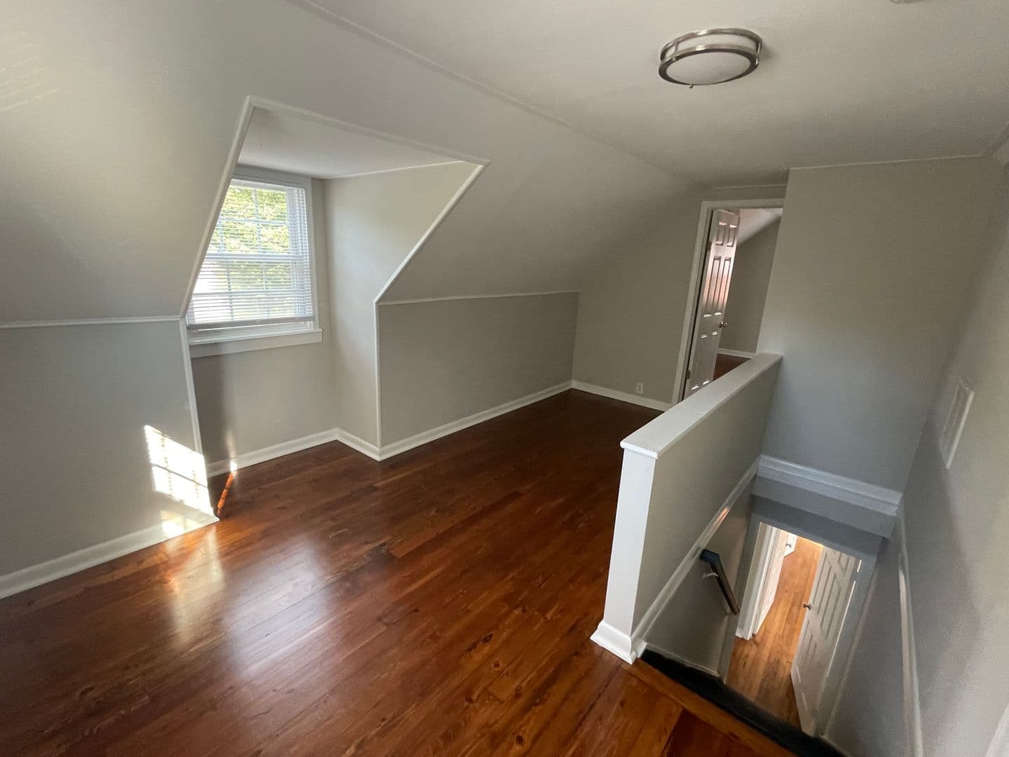Richmond House: 1010 E 17th St
