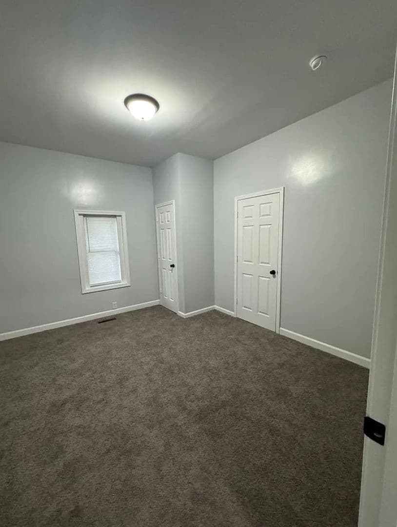 Winston Salem House: 122 E. 14th St.