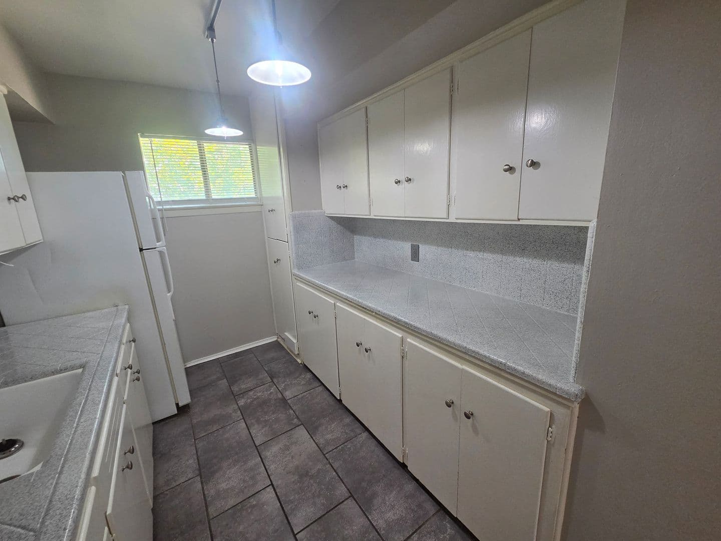 Denton Apartment: 804 N Locust St