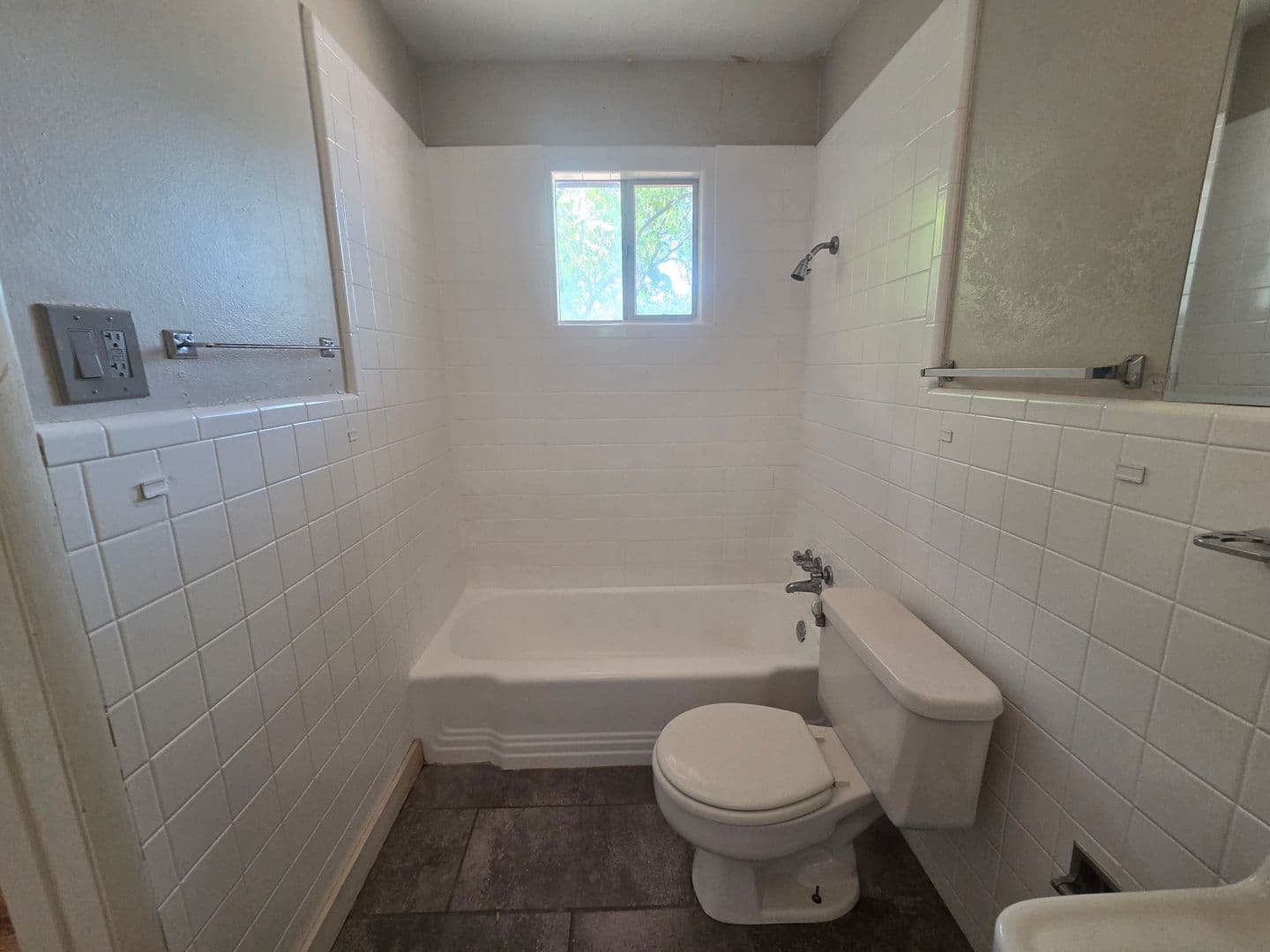 Denton Apartment: 804 N Locust St