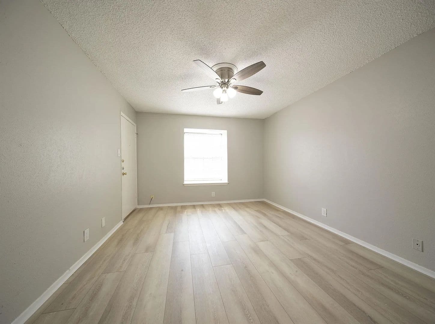Denton Apartment: 1717 N. Locust St