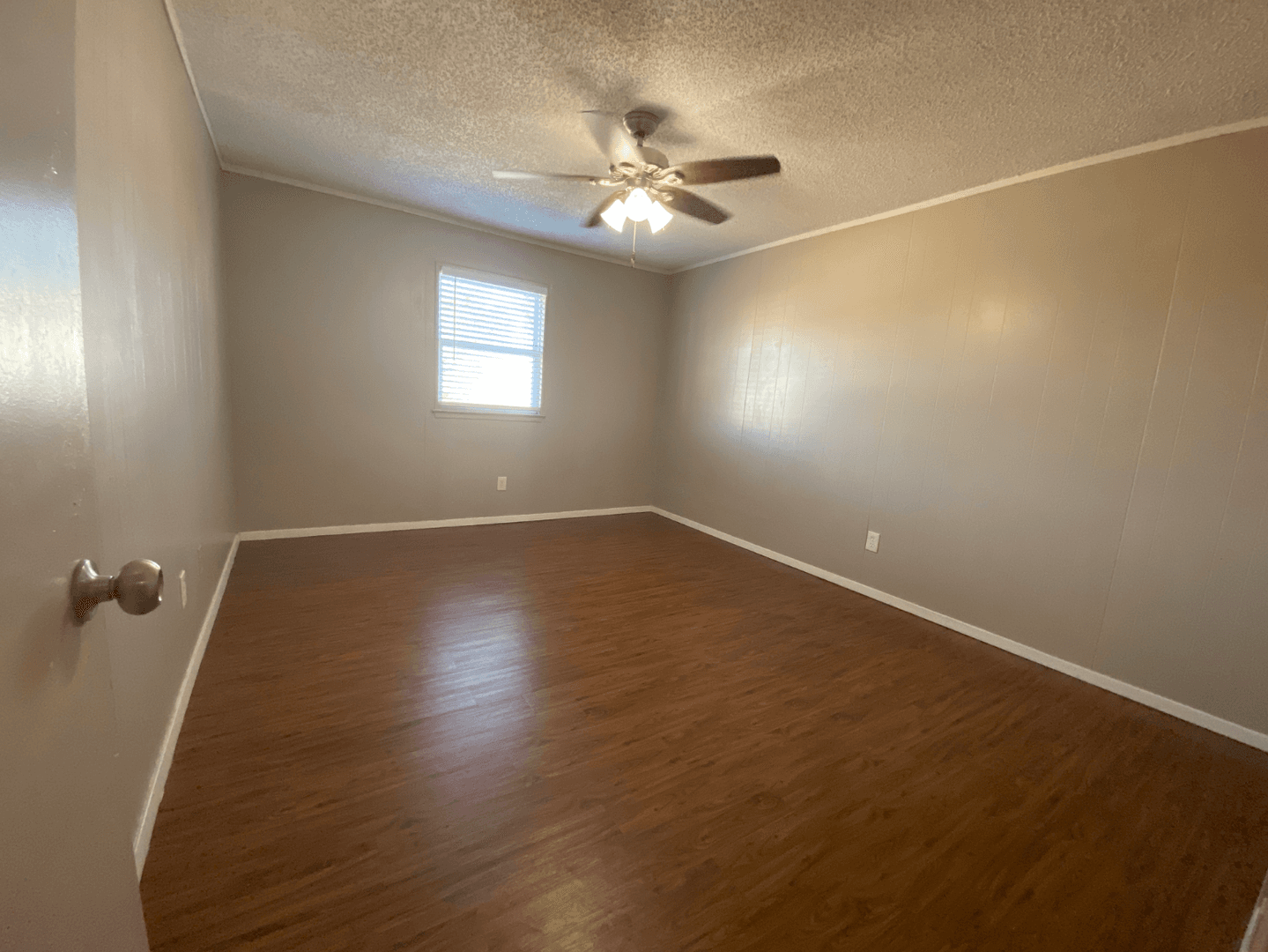 Denton Apartment: 2415-2417 Charlotte St