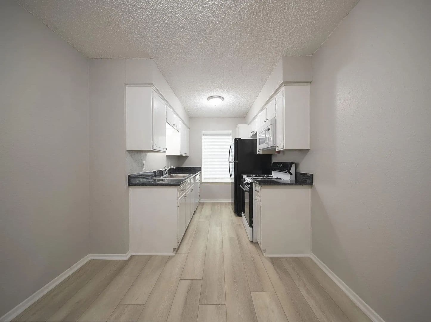 Denton Apartment: 1717 N. Locust St