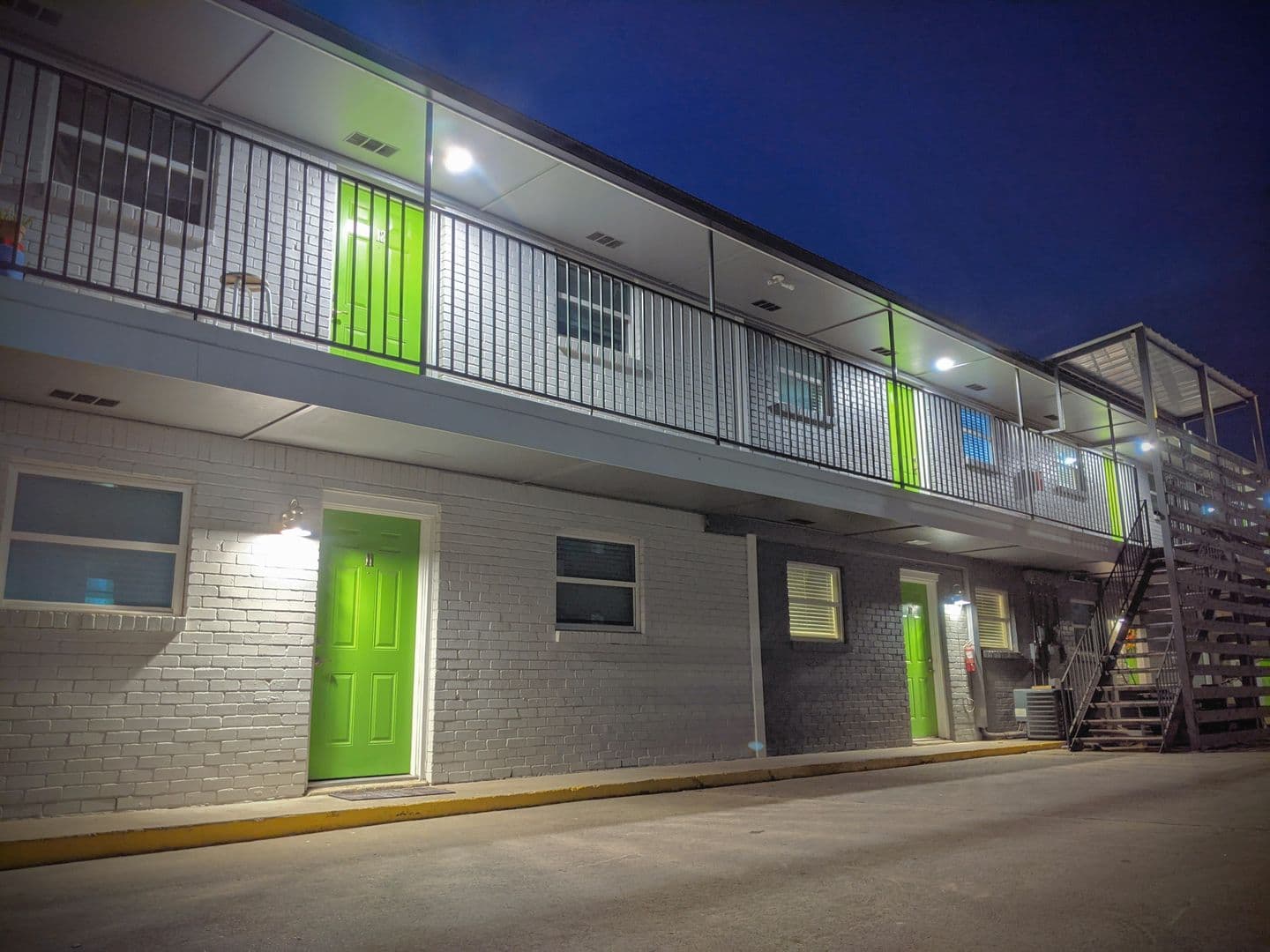 Denton Apartment: 2428 Louise Street