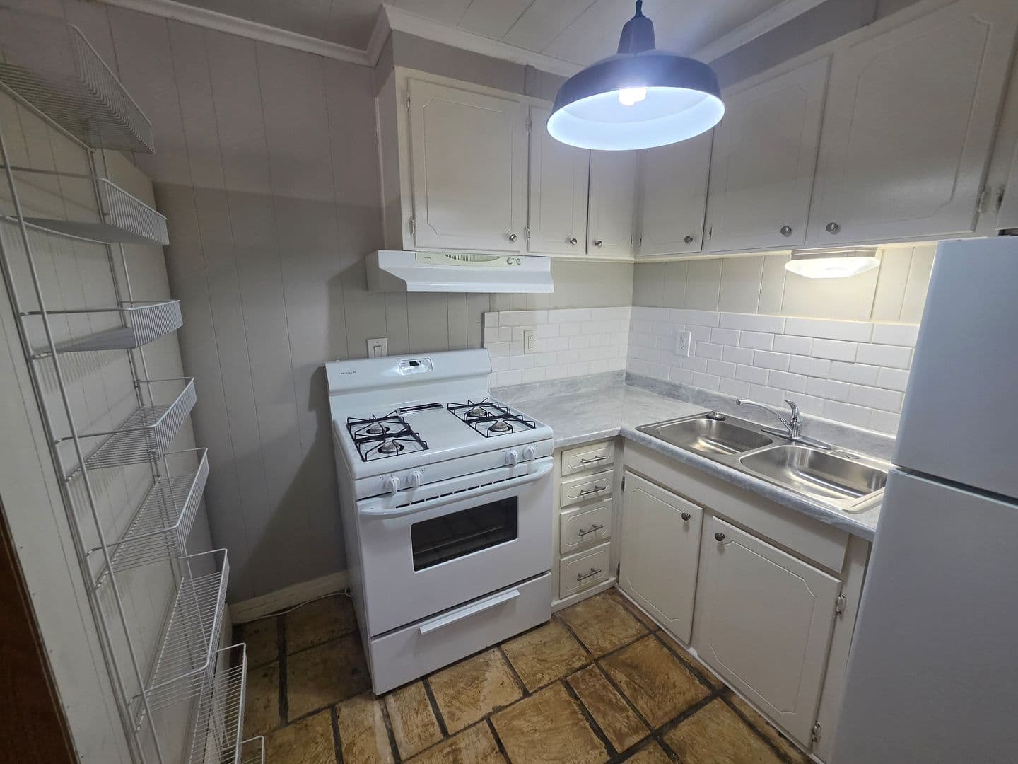 Denton Apartment: 1717 N. Locust St