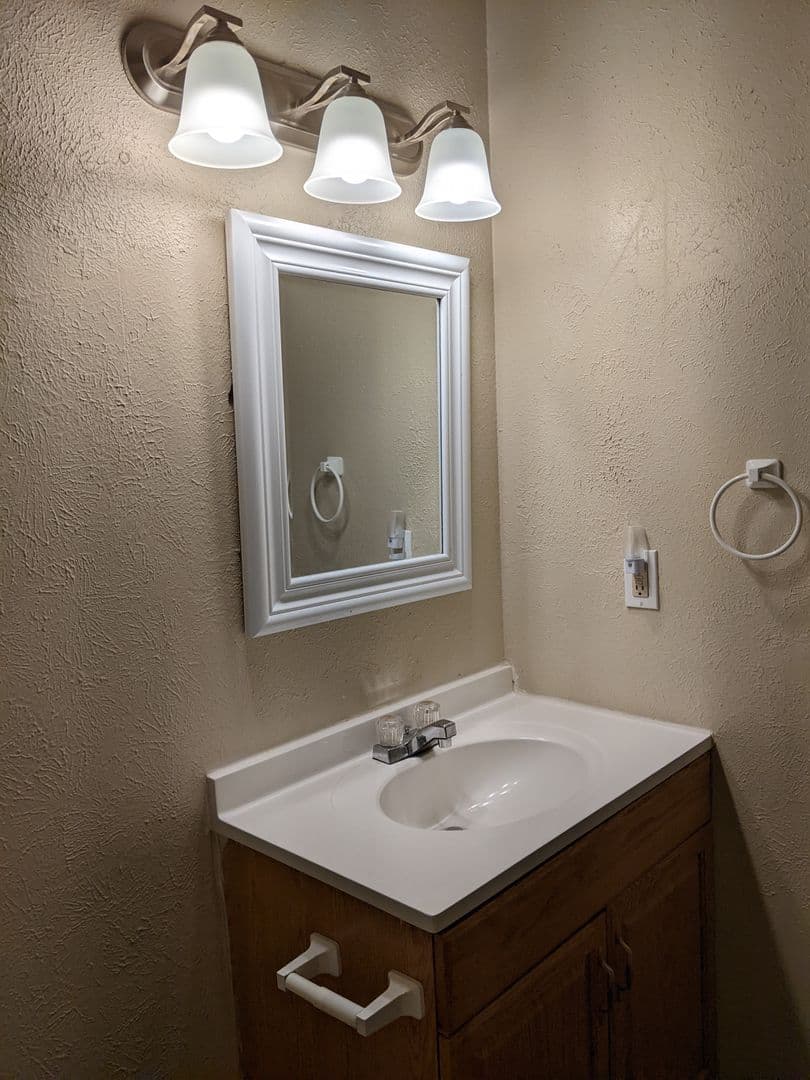 Denton Apartment: 2434 Louise Street