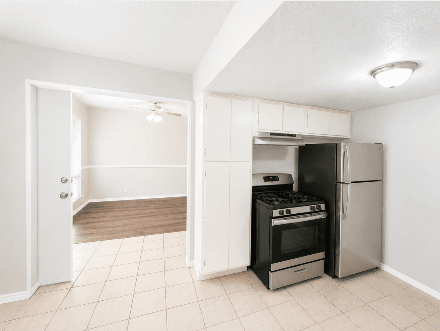 Denton Apartment: 2434 Louise Street