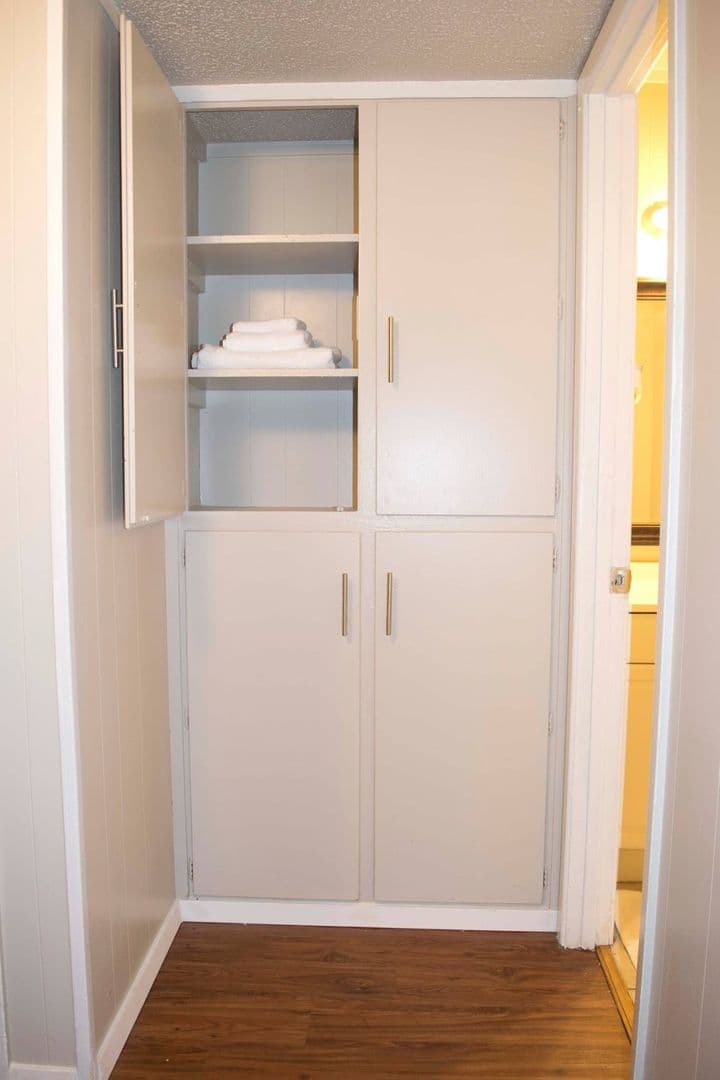 Denton Apartment: 2415-2417 Charlotte St