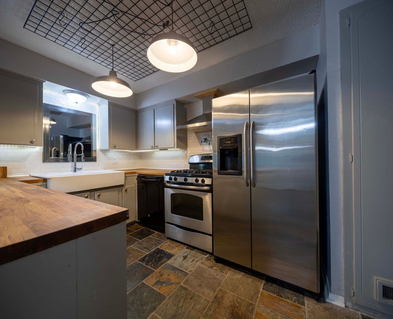 Denton Apartment: 1717 N. Locust St