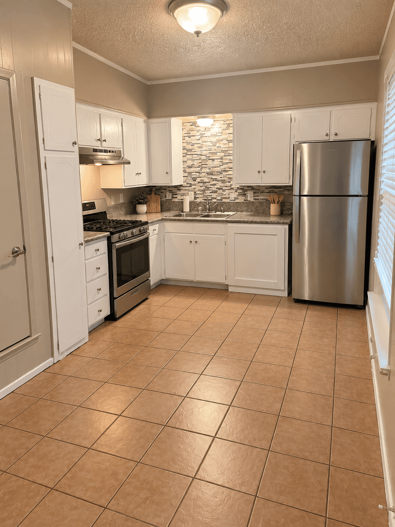 Denton Apartment: 2415-2417 Charlotte St