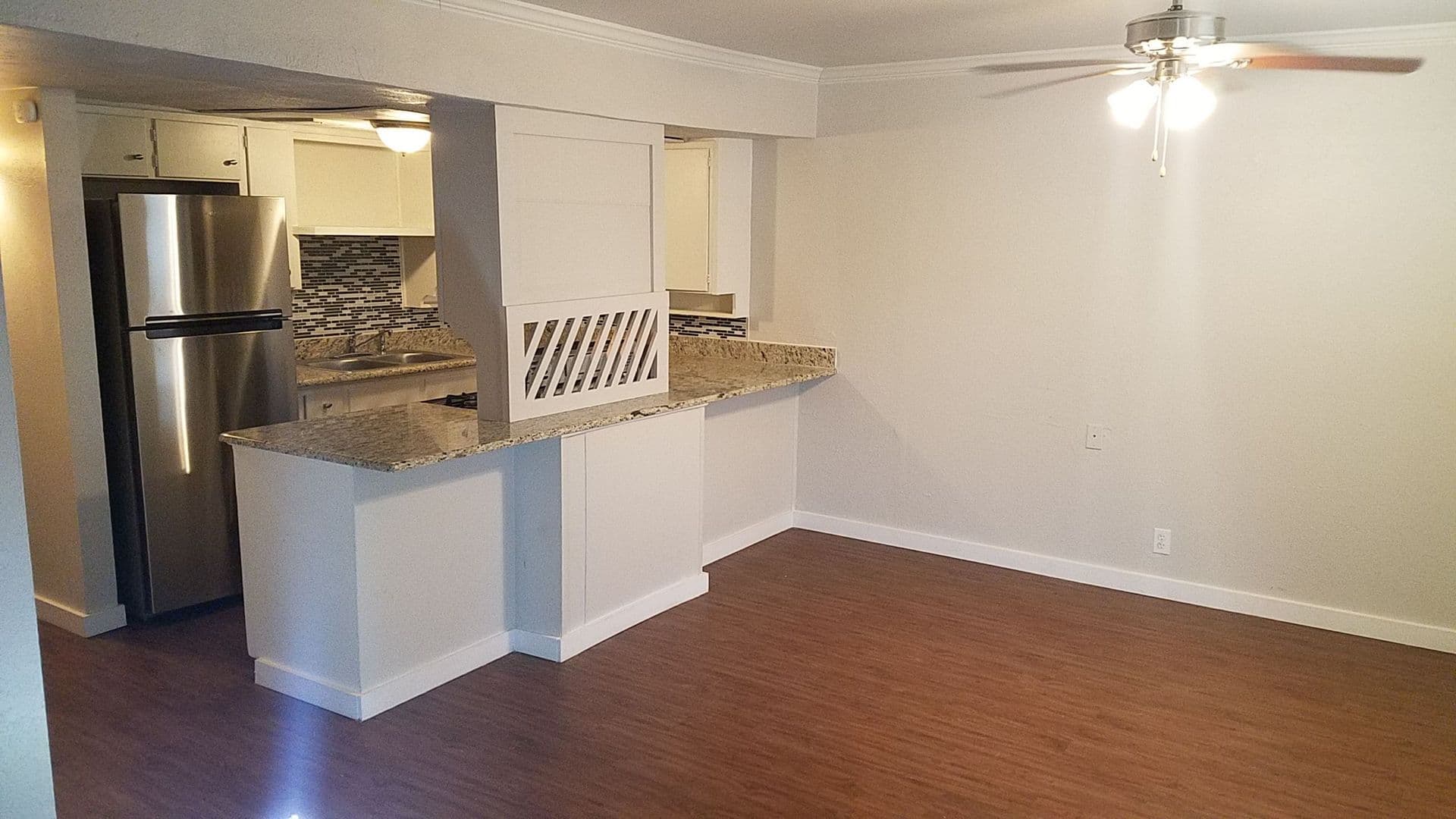 Denton Apartment: 2428 Louise Street