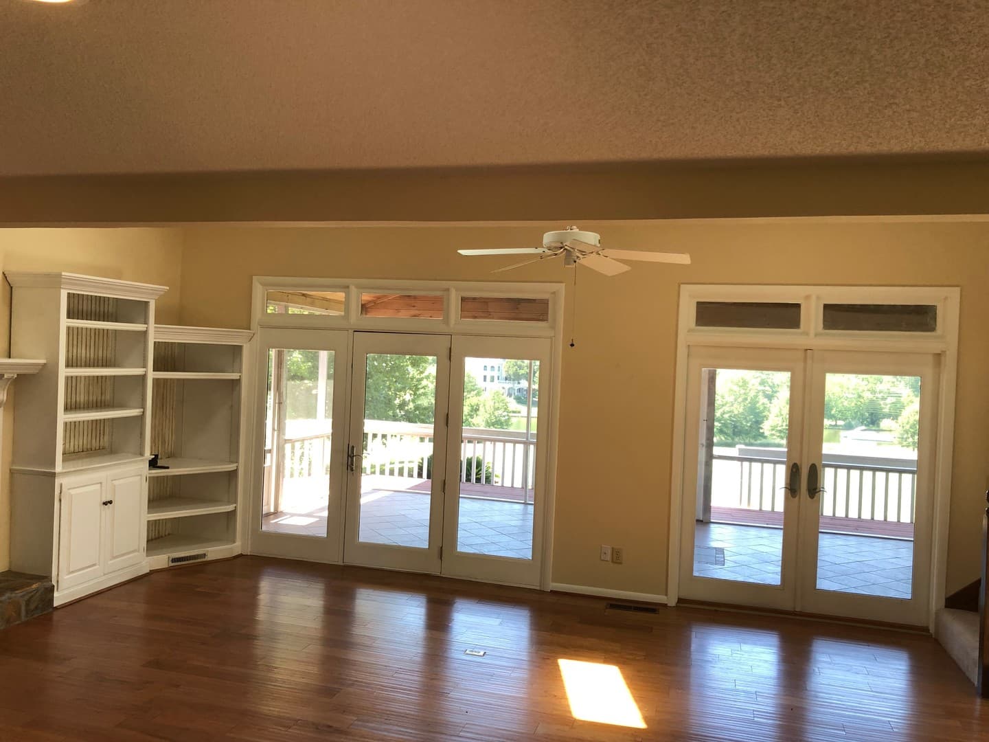 Greensboro House: 1181 Golf View Lane