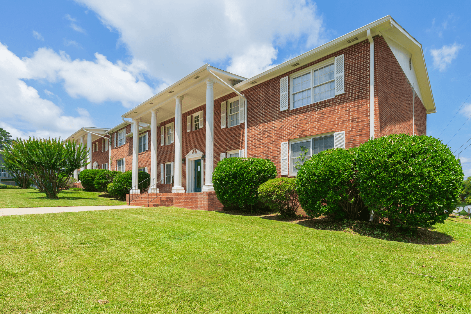 Milledgeville Apartment: 1900 Jefferson Street