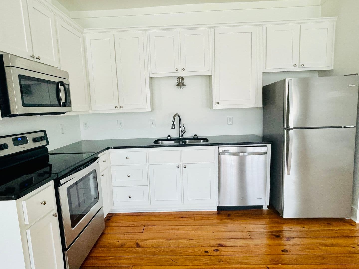 Madison Apartment: 231 Hancock Street