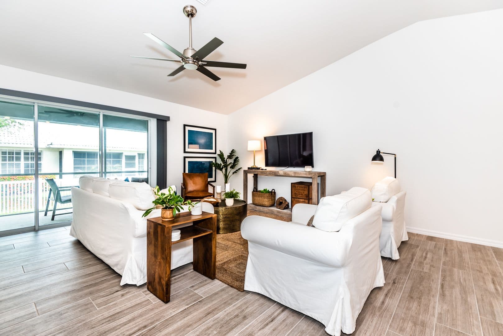 Punta Gorda Apartment: 215 Lewis Circle #111