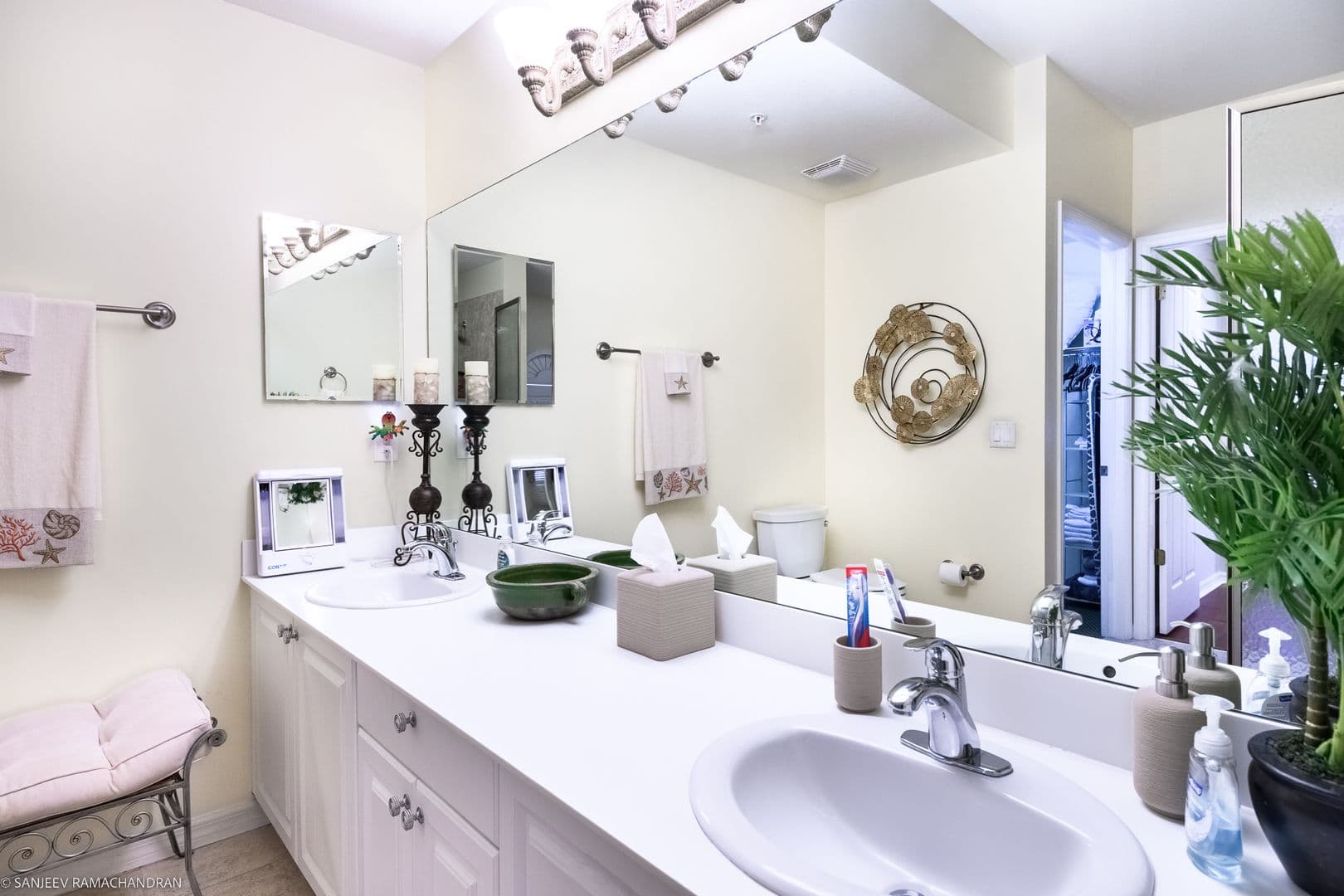 Port Charlotte Apartment: 5119 Melbourne St. #C201