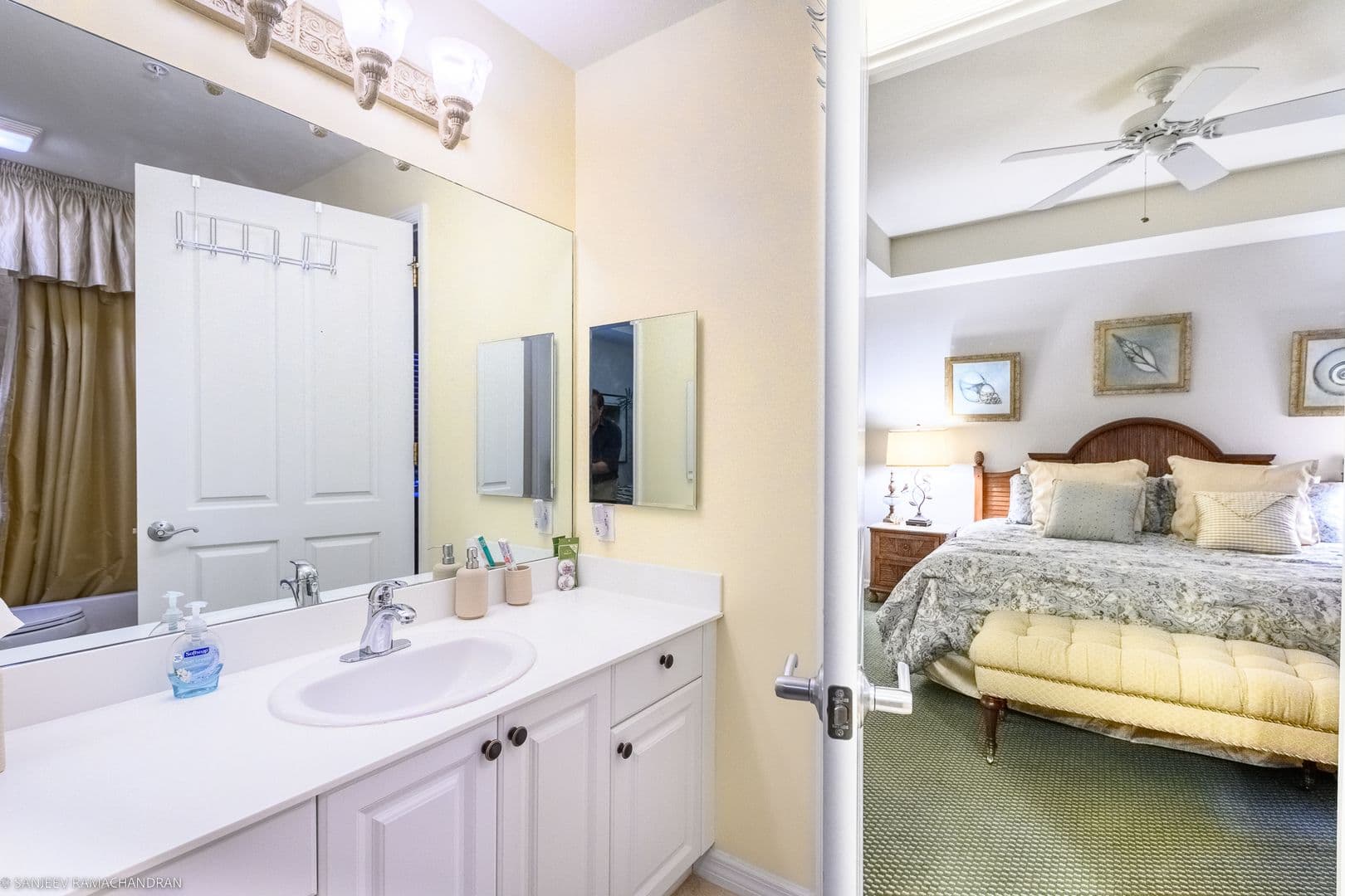 Port Charlotte Apartment: 5119 Melbourne St. #C201