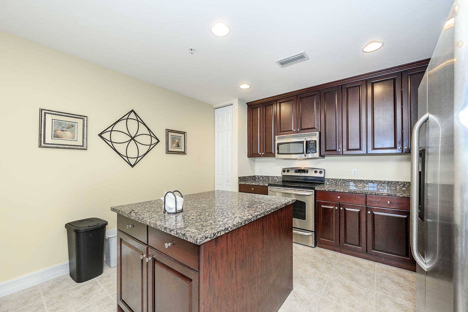 Punta Gorda Condo: 85 Vivante Blvd, Blgg 19, #402 ( aka 8542)