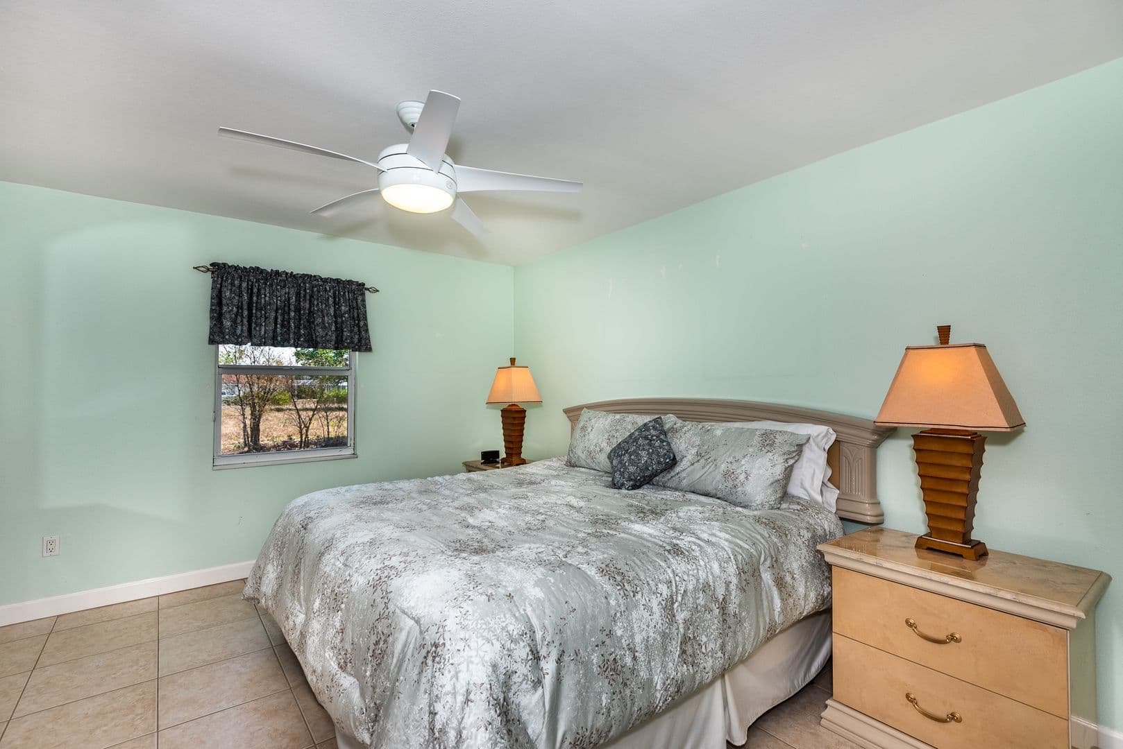 Port Charlotte Apartment: 129 Cousley Dr.