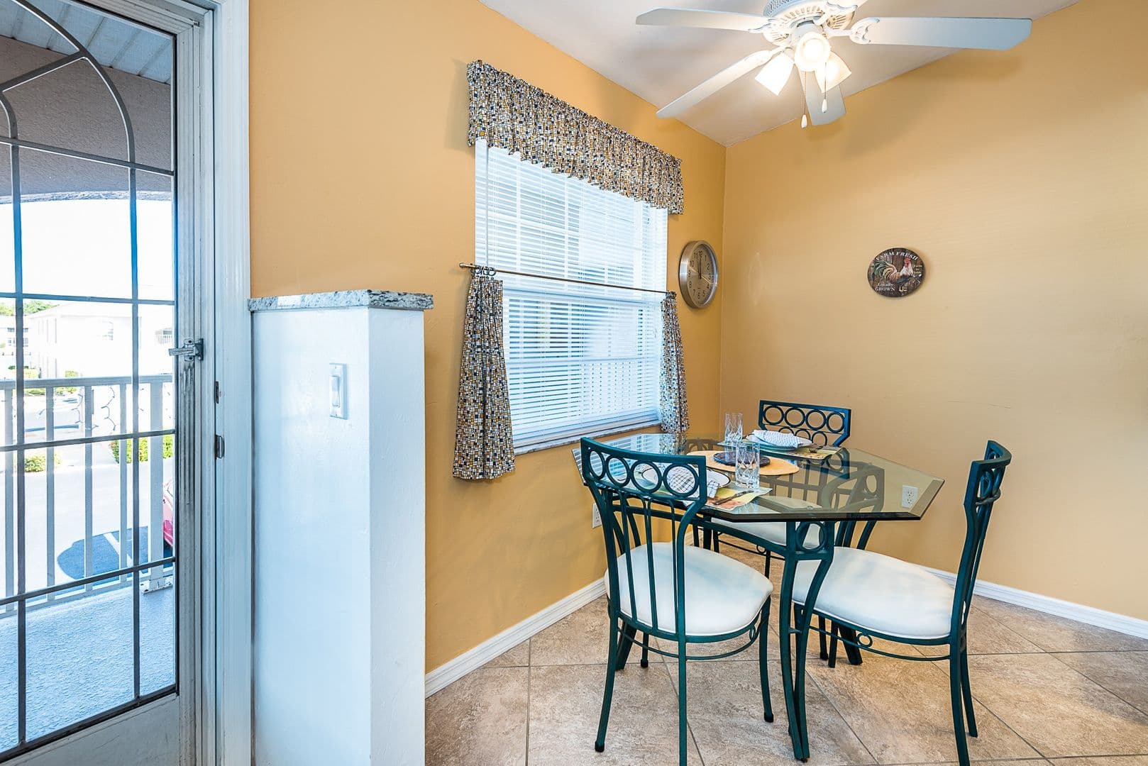 Lake Suzy Apartment: 11644 SW Egret Circle #506