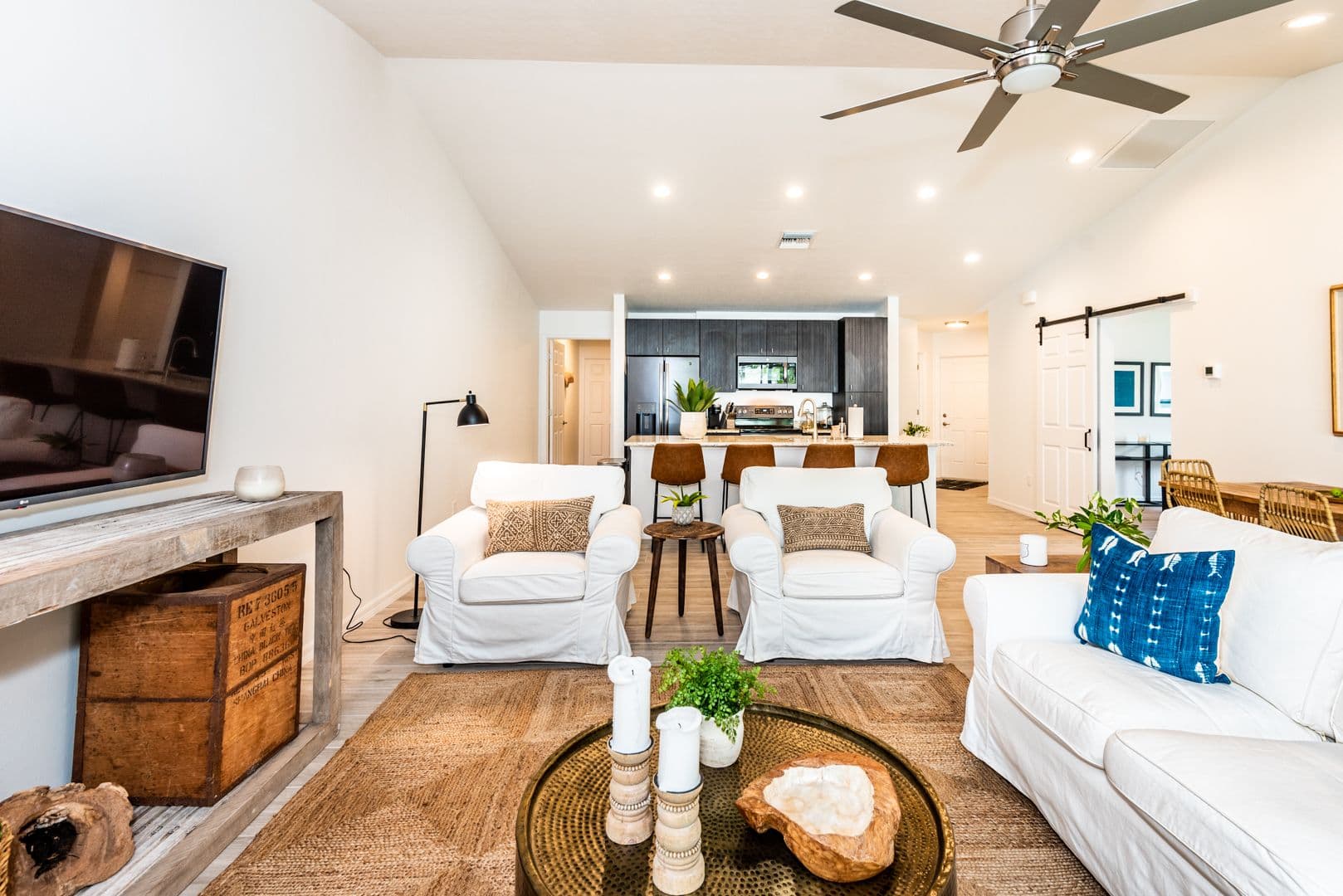 Punta Gorda Apartment: 215 Lewis Circle #111