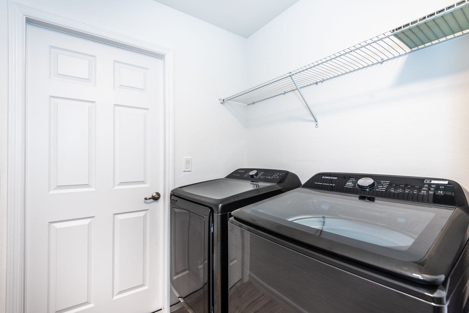Punta Gorda Apartment: 215 Lewis Circle #111