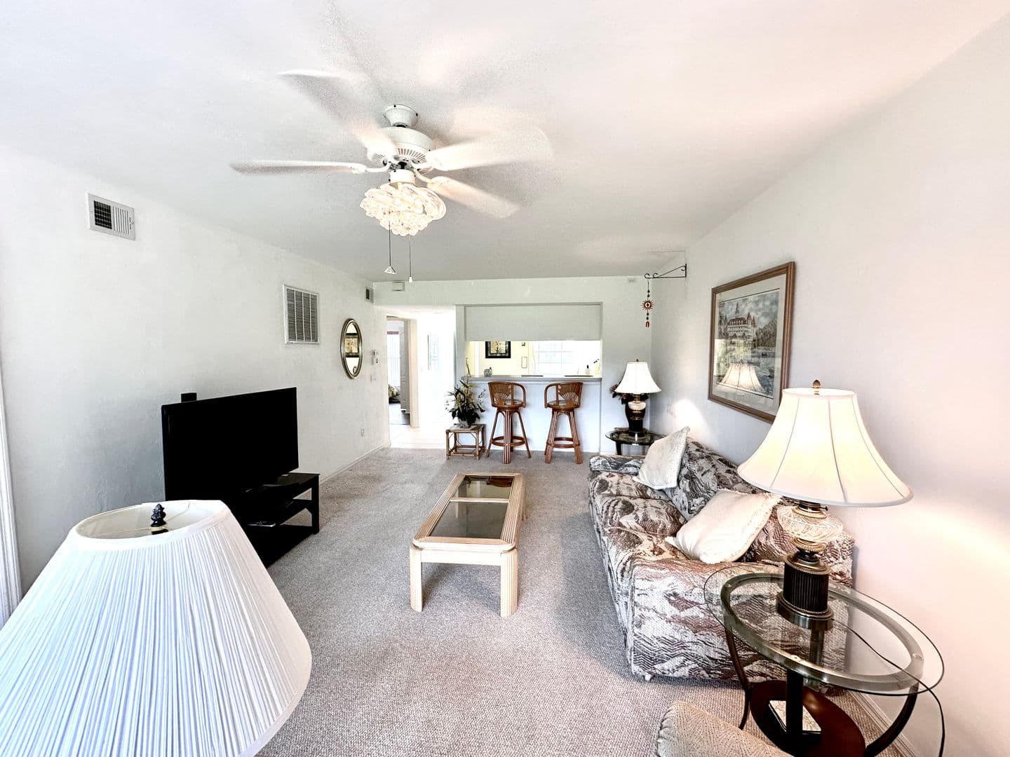 Lake Suzy Apartment: 11644 SW Egret Cir. #1102