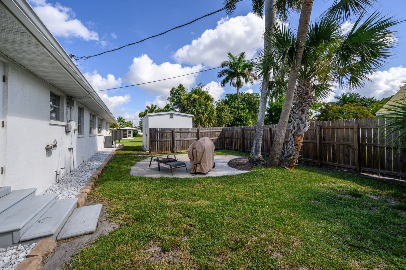 Punta Gorda House: 330 Harvey St