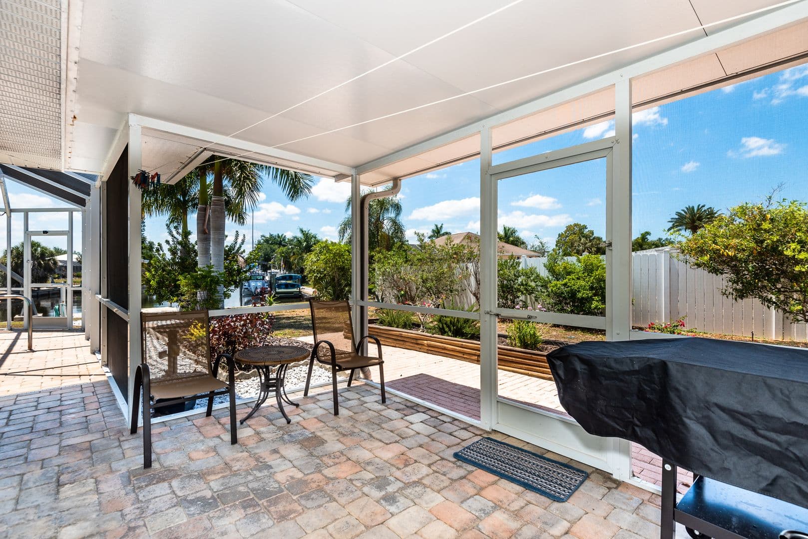 Port Charlotte Apartment: 129 Cousley Dr.
