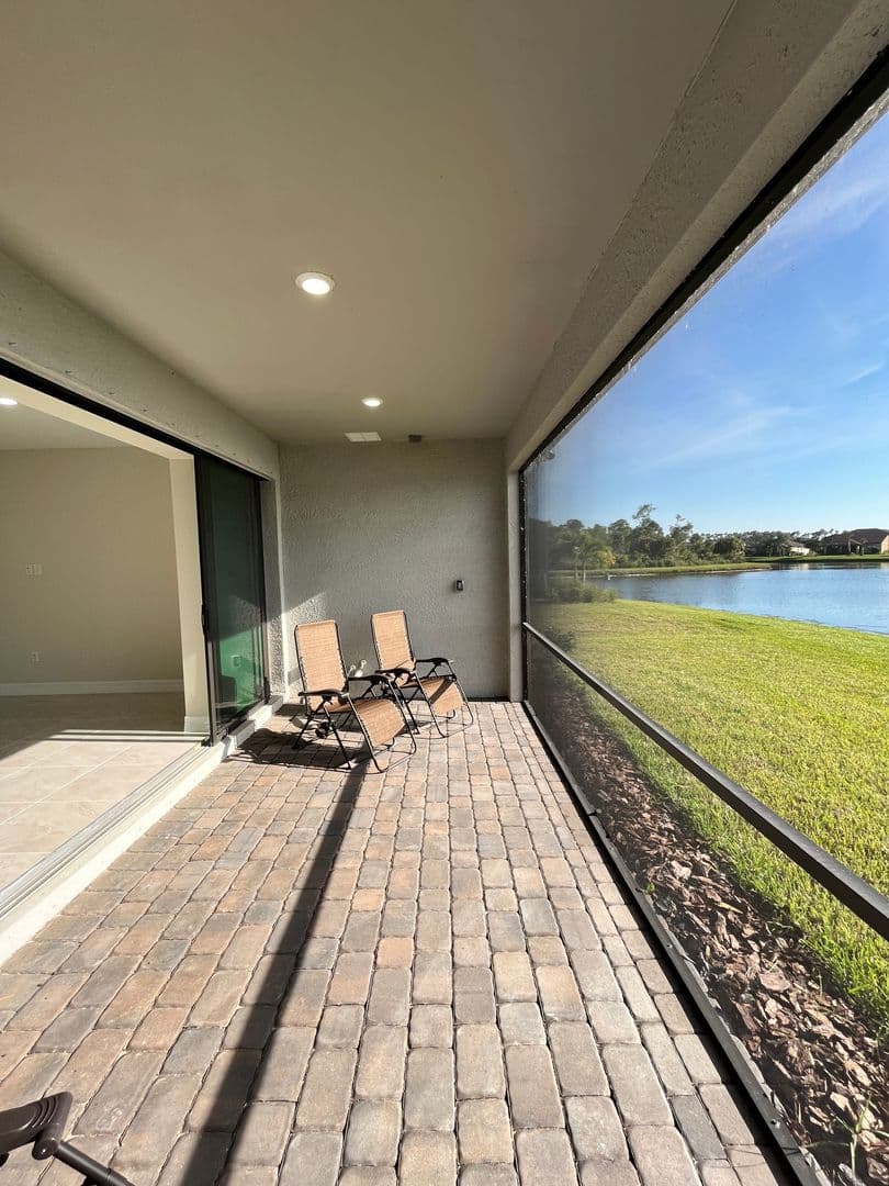 North Port House: 2541 Buckthorn Loop