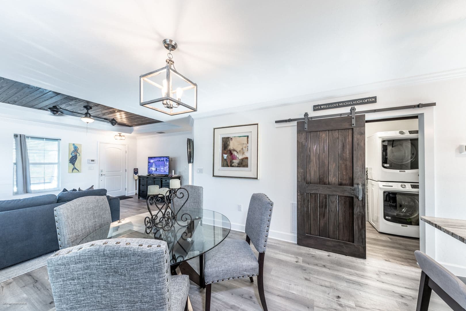 Punta Gorda Apartment: 327 Harvey St
