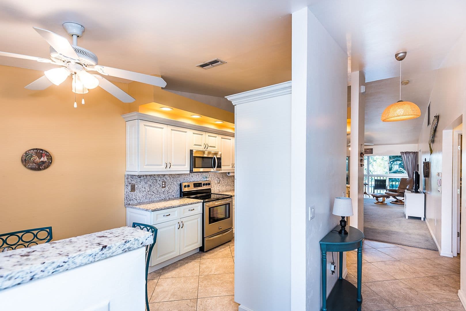Lake Suzy Apartment: 11644 SW Egret Circle #506