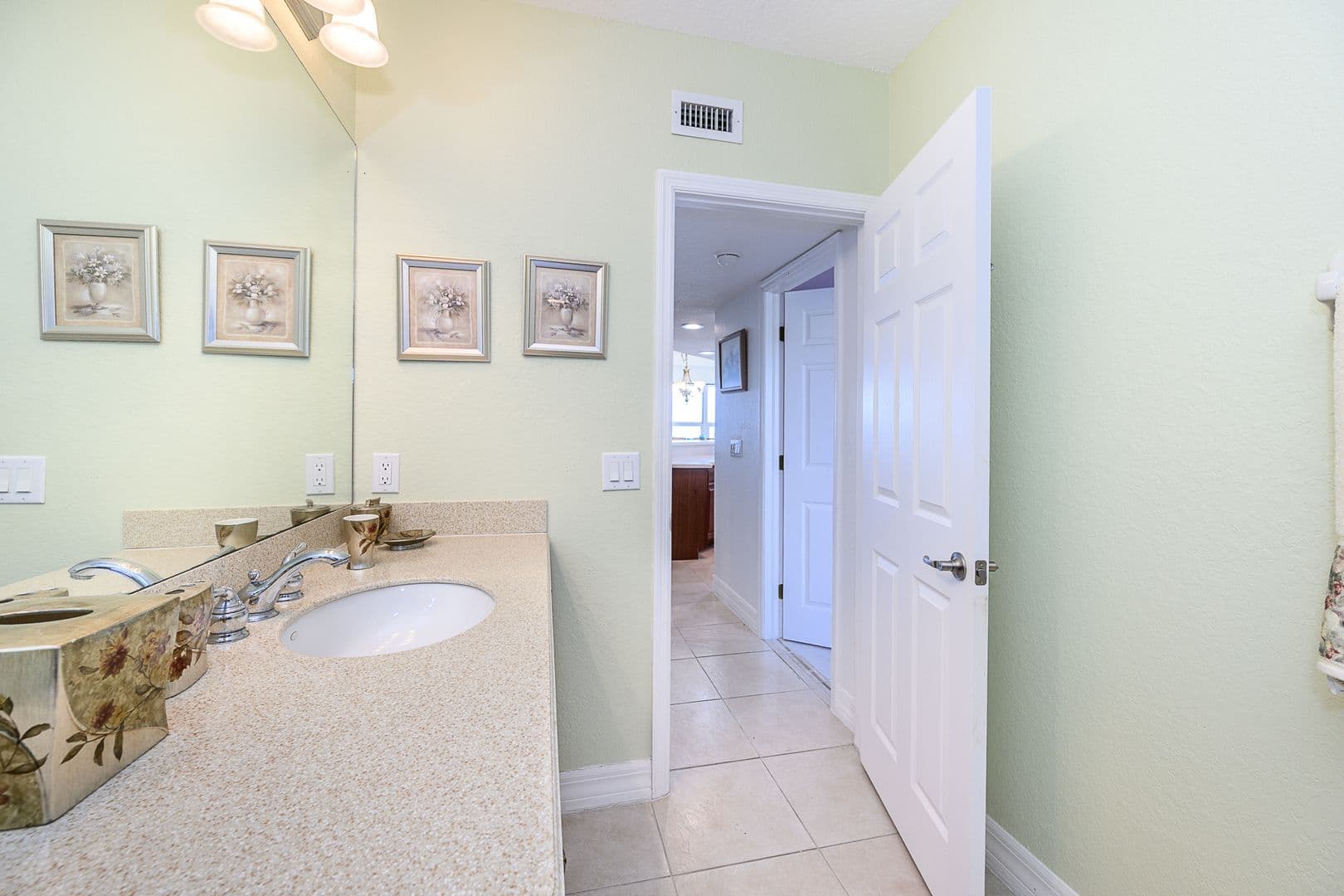 Punta Gorda Apartment: 101 N Marion Ct #114